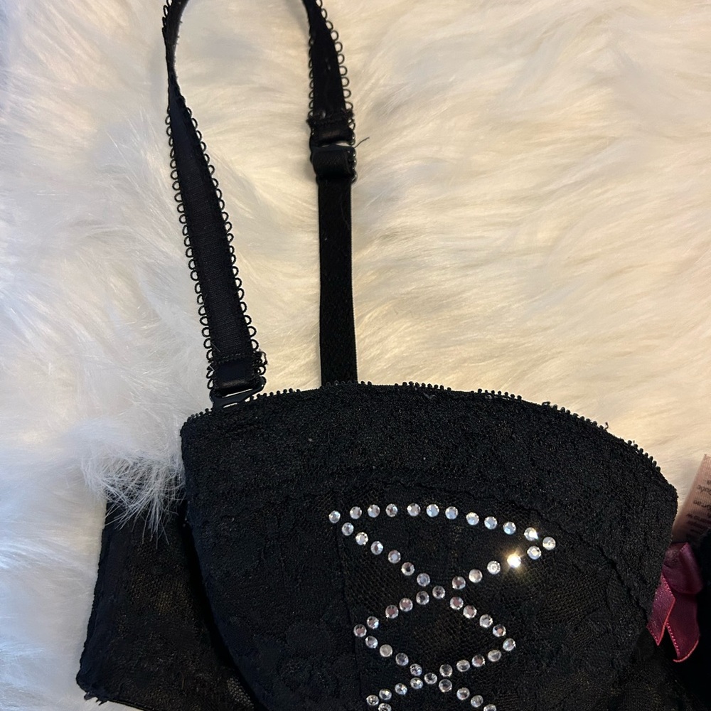 Chic Black Lace Bra with Sparkling Accents❤️32B - Picture 2 of 9